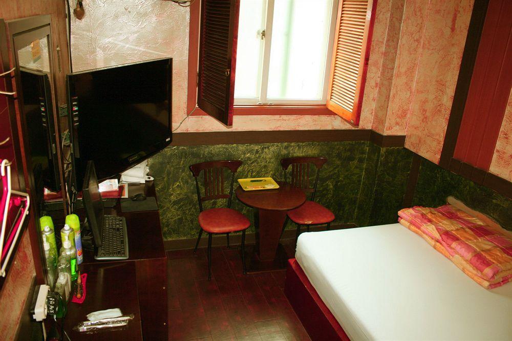 Oppa Hostel Séoul Extérieur photo