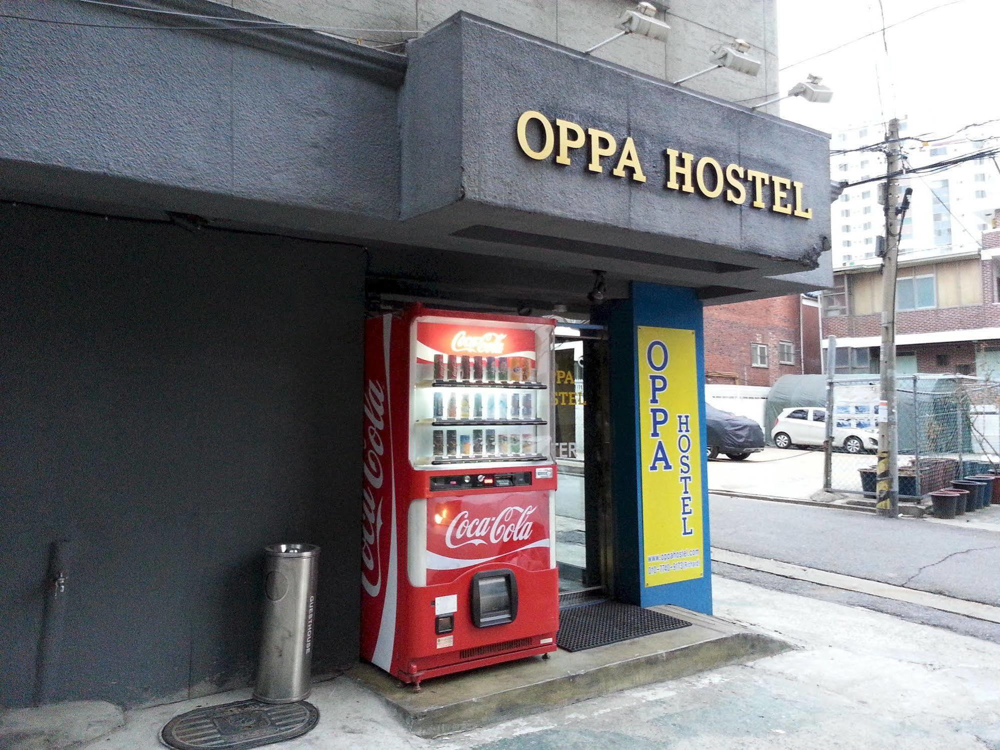 Oppa Hostel Séoul Extérieur photo