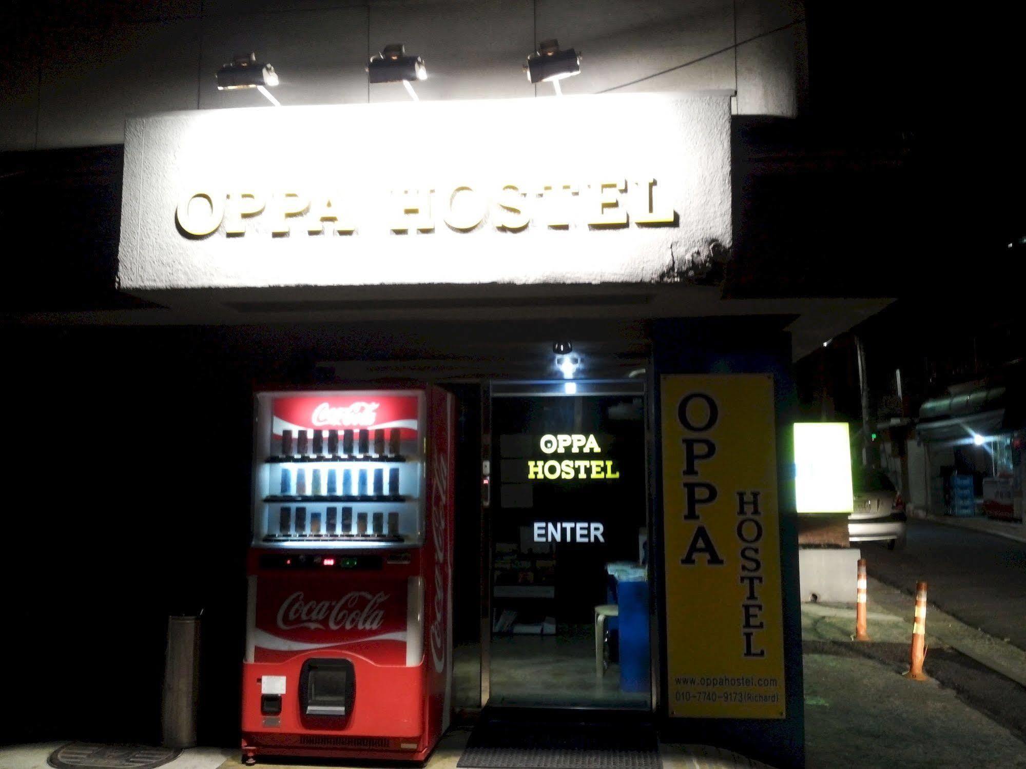 Oppa Hostel Séoul Extérieur photo