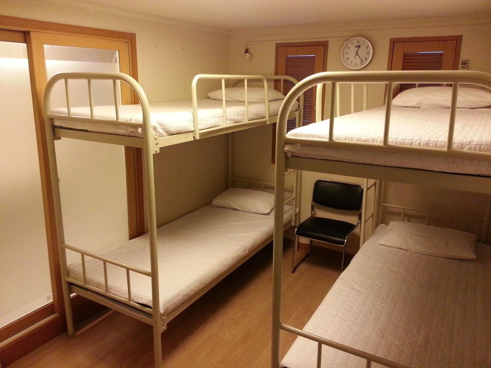 Oppa Hostel Séoul Extérieur photo