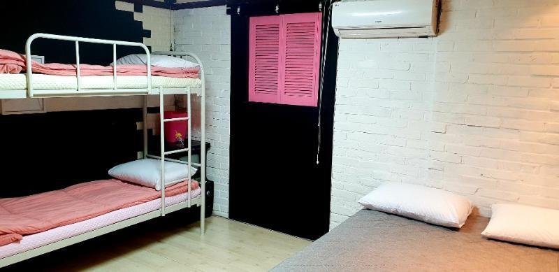 Oppa Hostel Séoul Extérieur photo